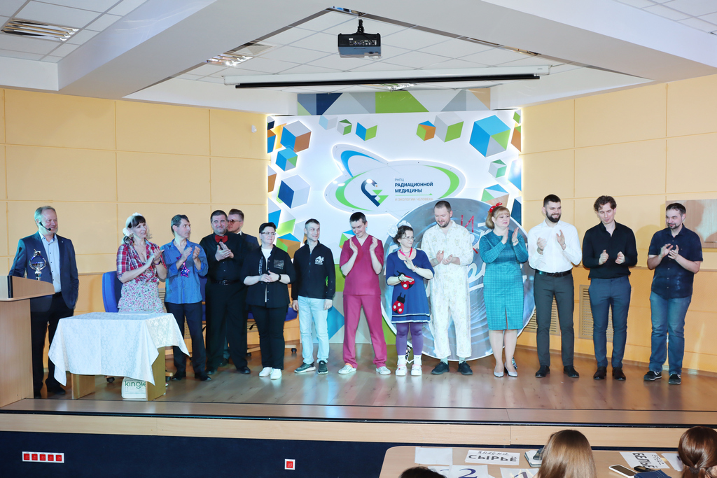 Состоялся долгожданный весенний КВН, темой которого стала захватывающая "Битва Поколений".