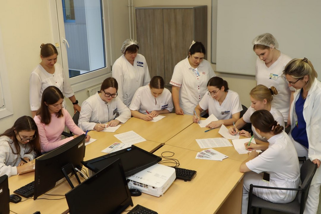 Молодые специалисты РНПЦ радиационной медицины и экологии человека присоединились к Неделе родительской любви